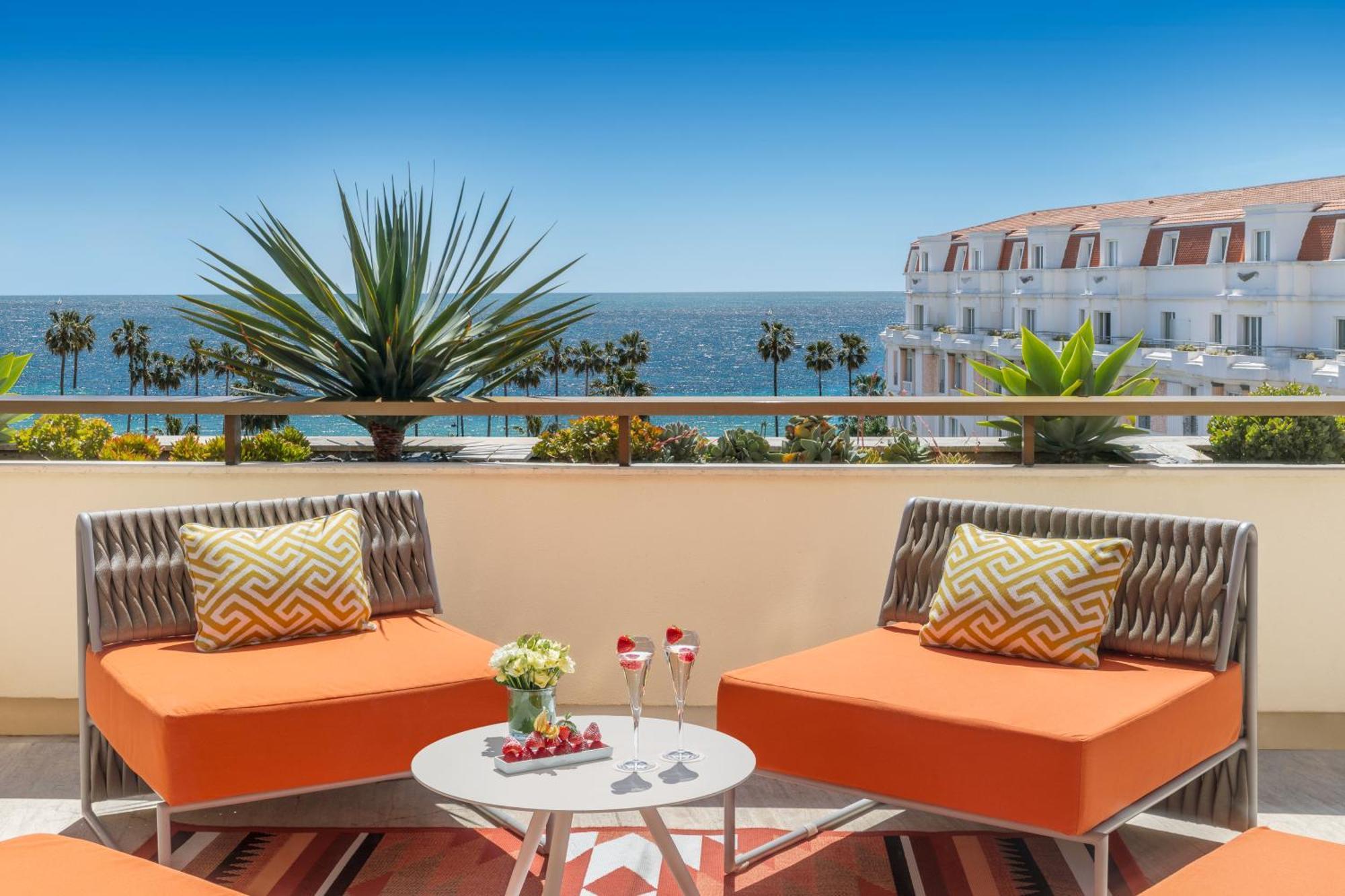 Hotel Barriere Le Gray D'Albion Cannes Ngoại thất bức ảnh