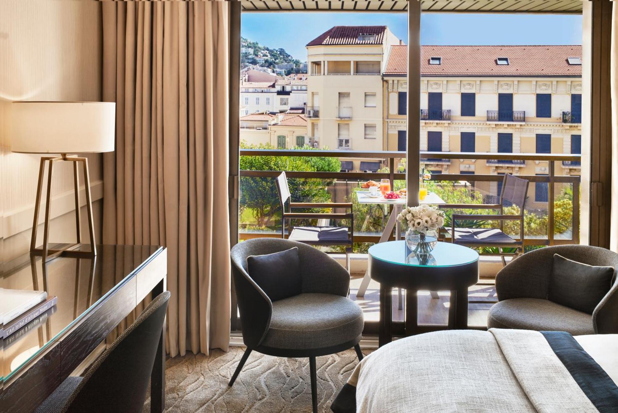 Hotel Barriere Le Gray D'Albion Cannes Ngoại thất bức ảnh