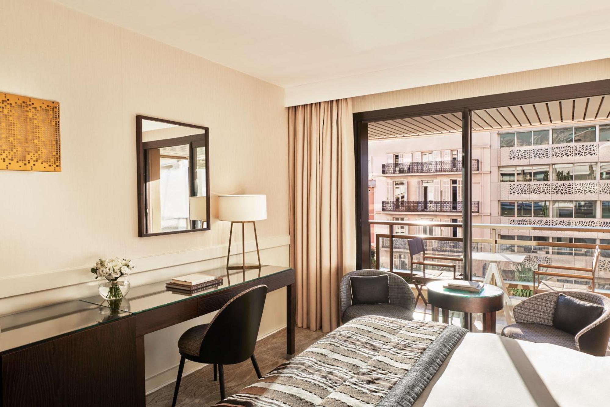 Hotel Barriere Le Gray D'Albion Cannes Ngoại thất bức ảnh